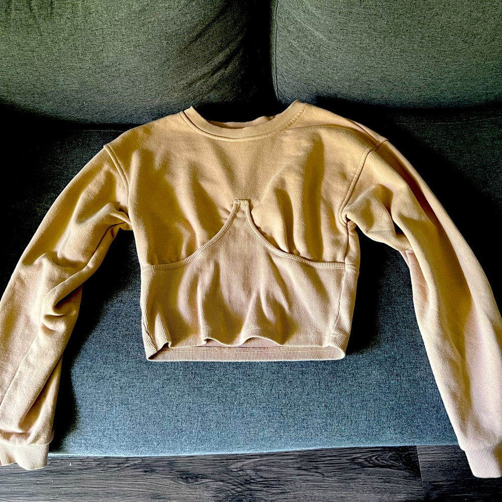 Crop top sweater